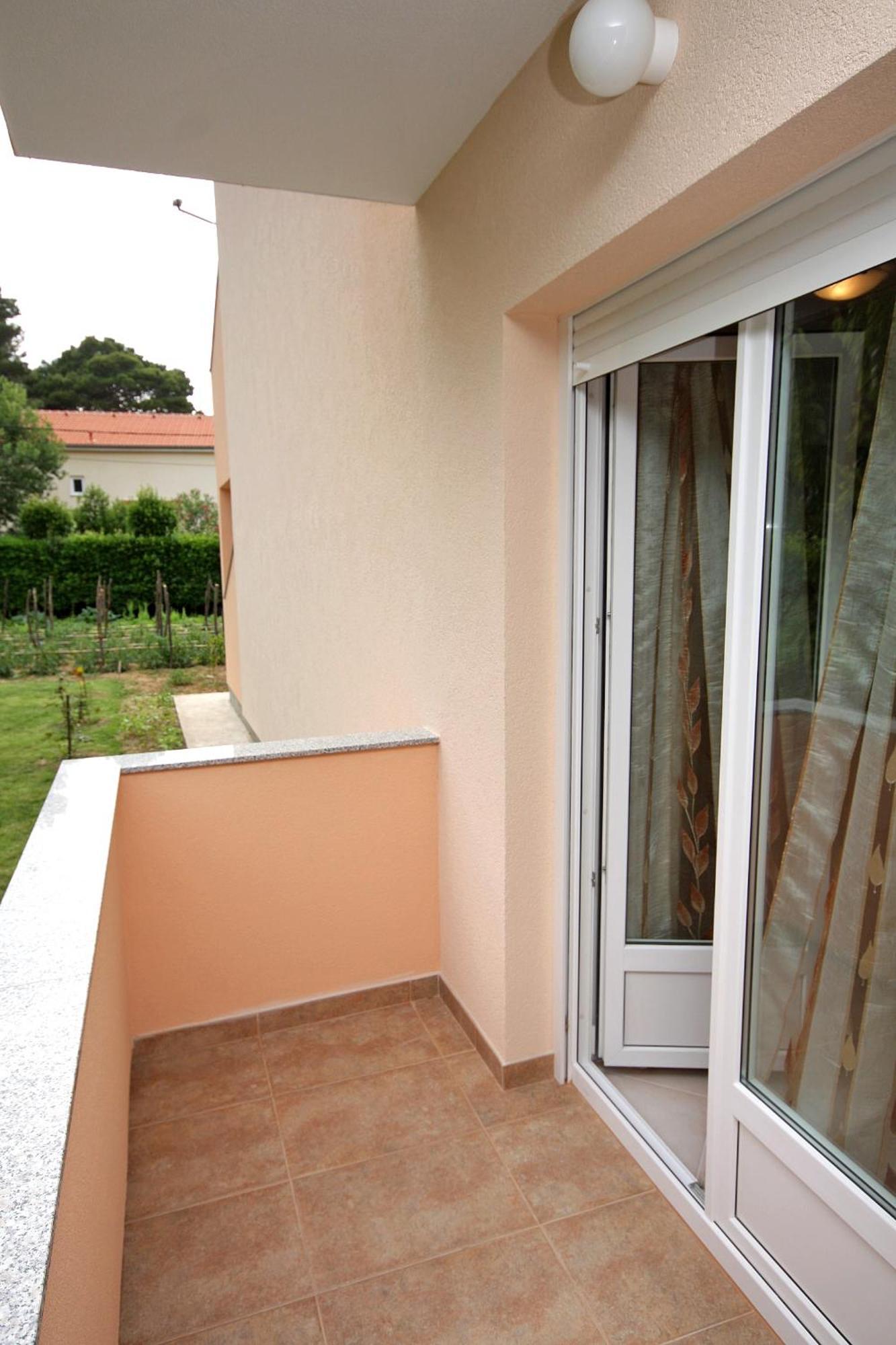 Apartments With A Parking Space Palit, Rab - 5028 Εξωτερικό φωτογραφία